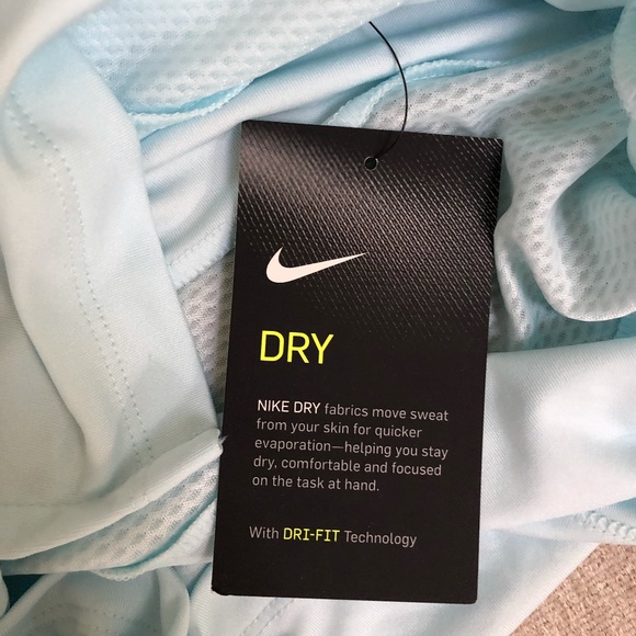 Nike Dri-Fit t-shirt - Picture 4 of 7